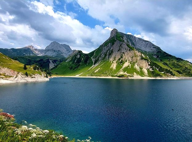 Direktbus Hin & Retour zum Spullersee oder Formarinsee